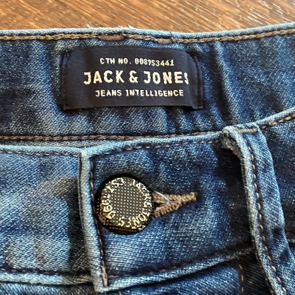 Jack + Jones Echo Long Shorts - Size 30 - Picture 4 of 11